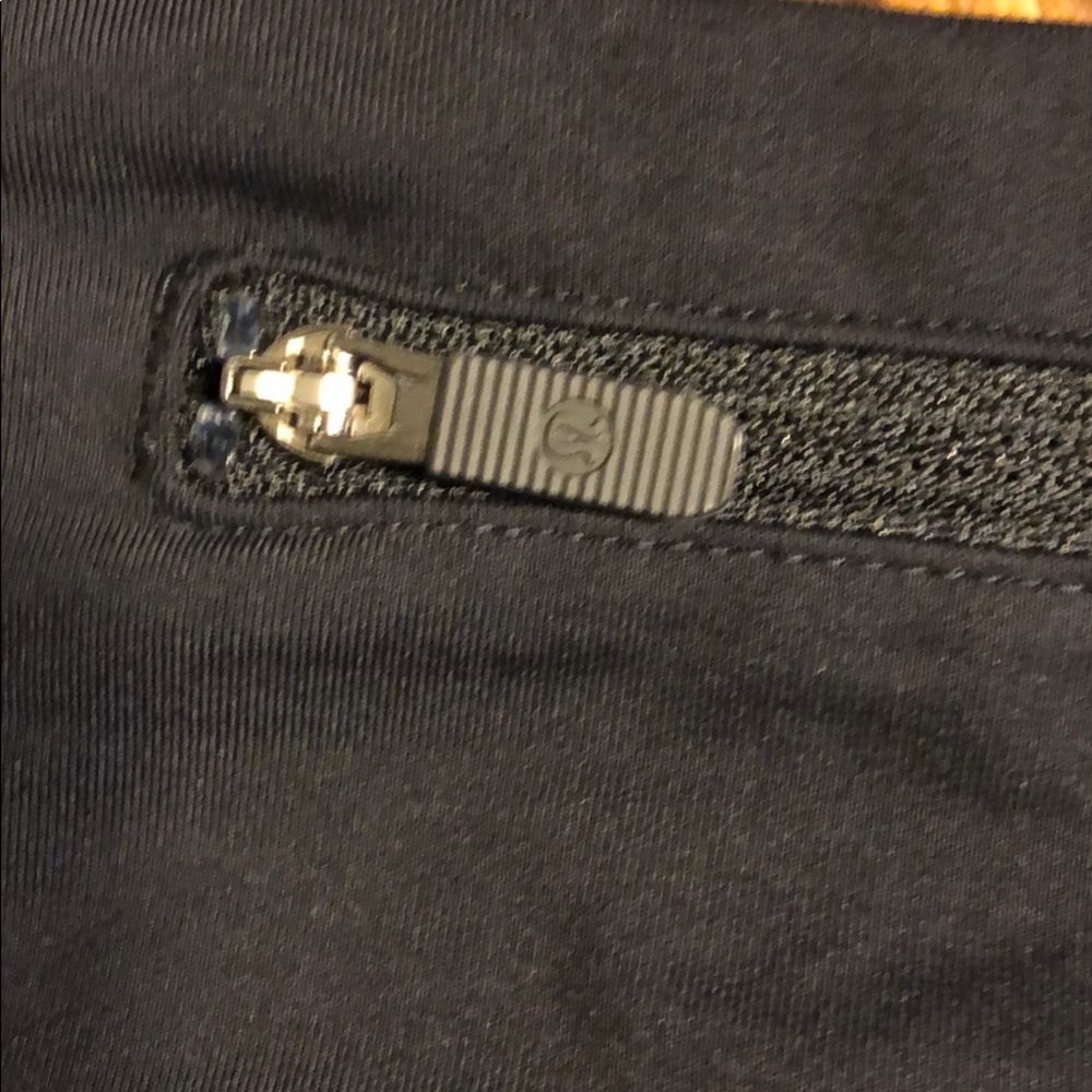 Lululemon Speed Up Short - Solid Black Waist Band - Picture 6 of 8